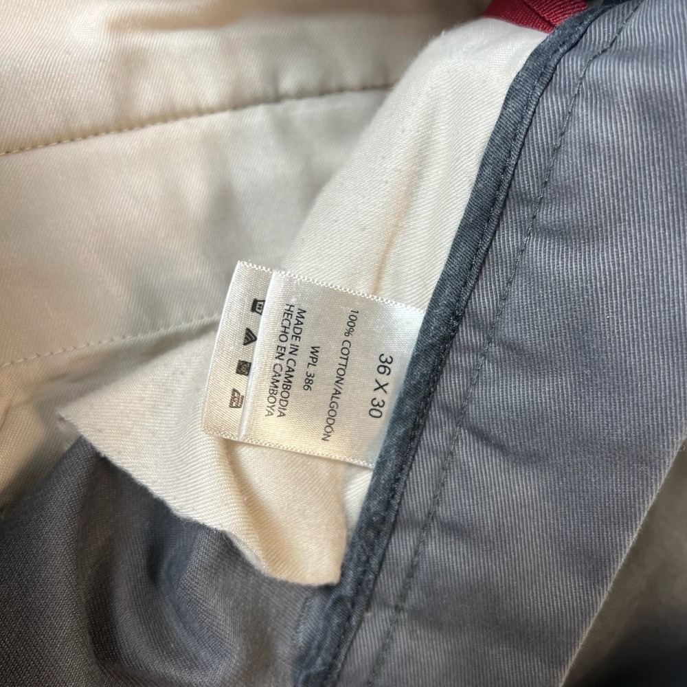 Haggar Chino Pants Mens 36x30 Gray Cotton Twill Straight Leg Casual Workwear - Picture 3 of 10